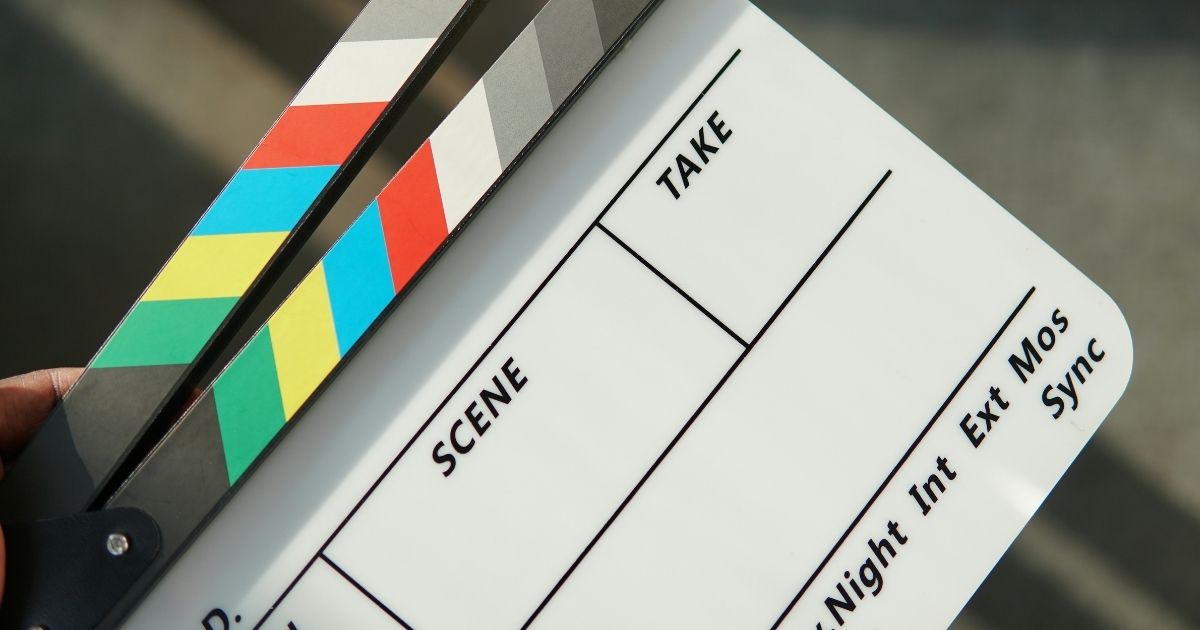 Film clapperboard thumbnail